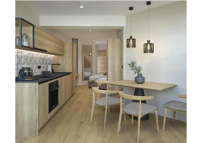 アパート Golf クランスカゴーラ